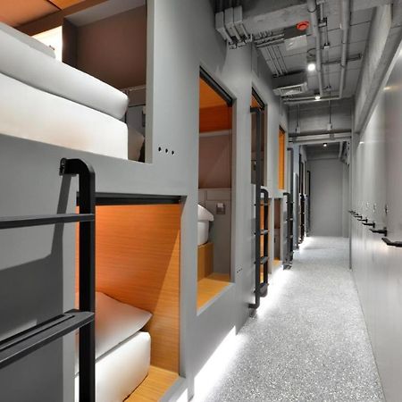 曼谷 Tiang Capsule旅舍 外观 照片